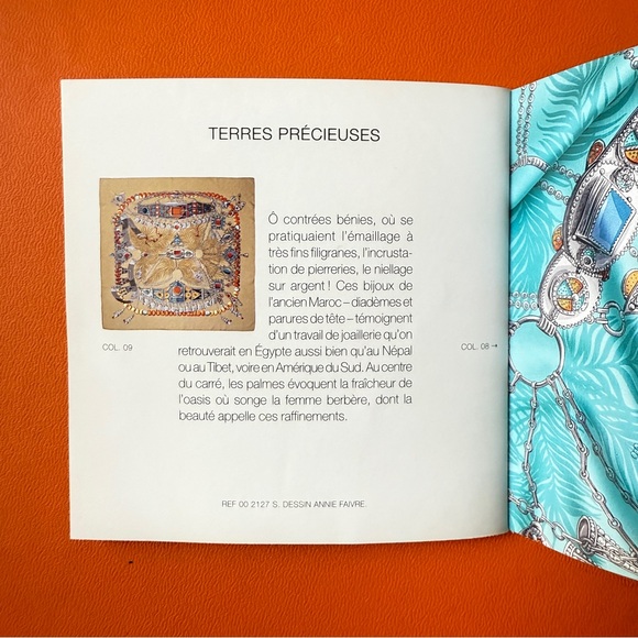 Hermès 100% Silk Scarf "Terres Precieuses" Carre 90 by Annie Faivre - Picture 13 of 13